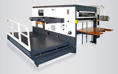 Máy cắt và tạo nếp bán tự động để cắt hộp giấy